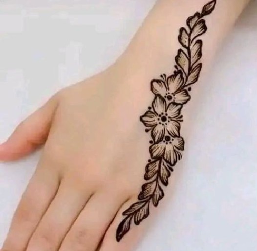 Easy Mehndi Designs