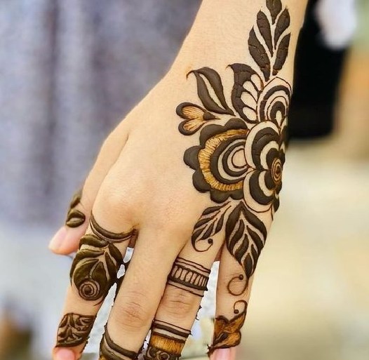 Simple, Stylish, and Easy Mehndi Designs