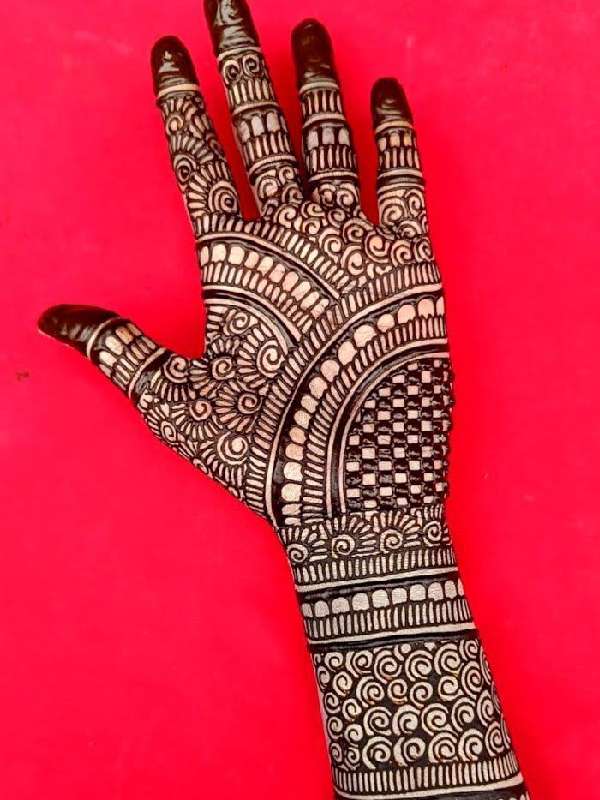 Front Hand Mehndi Designs