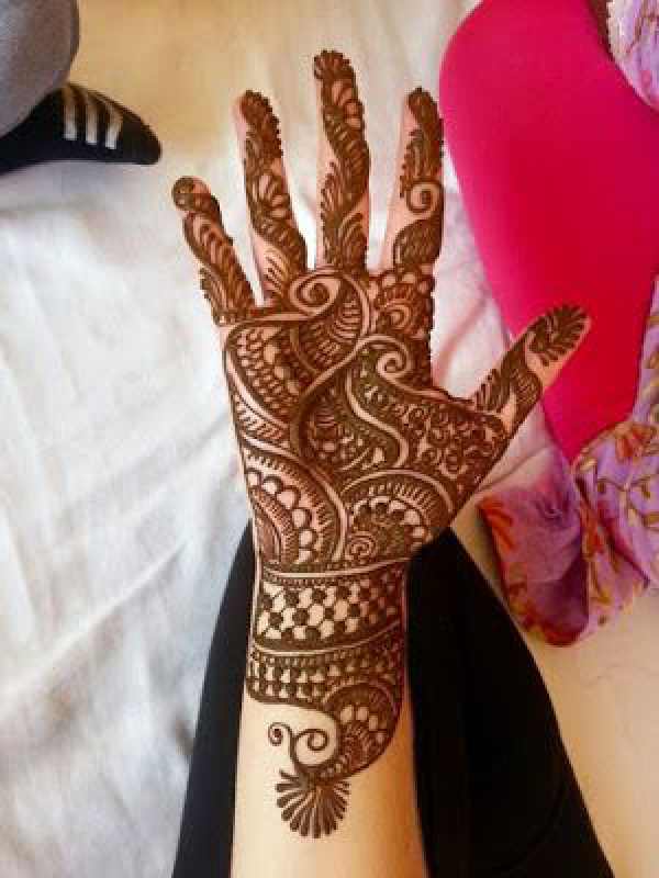 Front Hand Mehndi Designs